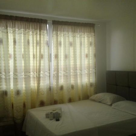 Hostal Piedra Del Sol Флоридабланка Экстерьер фото