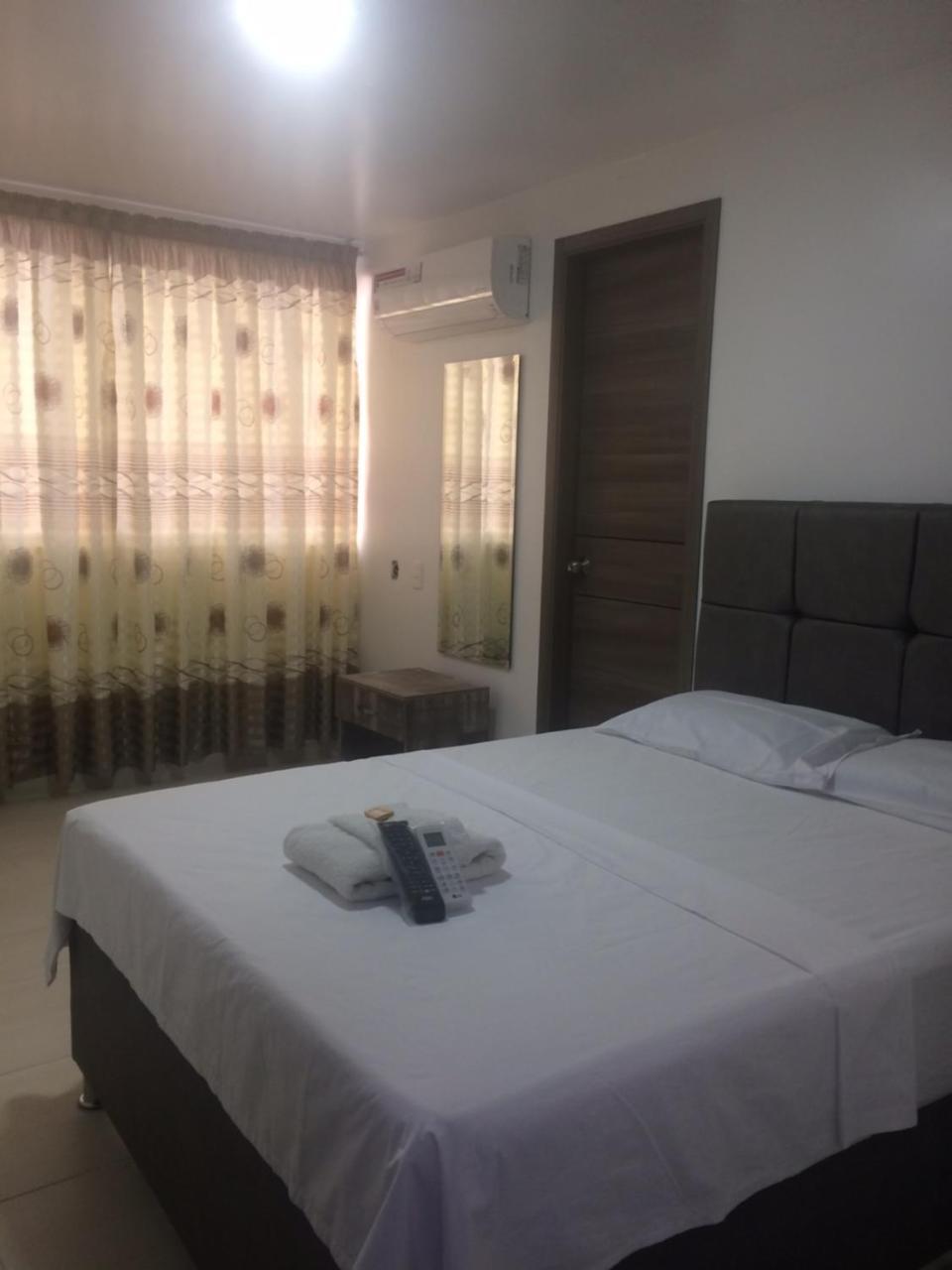 Hostal Piedra Del Sol Флоридабланка Экстерьер фото
